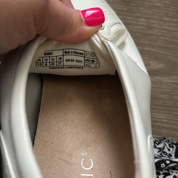 Vionic Winny Sneaker Size 10 - Picture 6 of 6